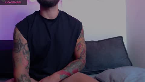 Snapshot of marco_allison43 chatting on 12-28-24, 04:30 marco_allison43 online show from 12-28-24, 04:30