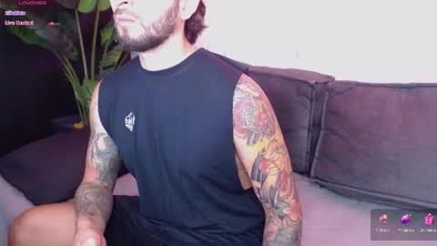 Snapshot of marco_allison43 chatting on 09-26-25, 03:05 marco_allison43 online show from 09-26-25, 03:05