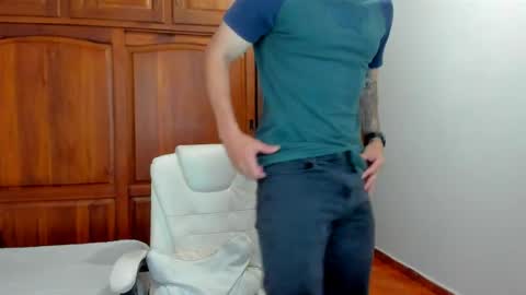Snapshot of marco_tahani_ chatting on 05-05-26, 01:19 Marco IG marco tahani online show from 05-05-26, 01:19