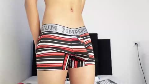 Marco online show from 09-12-25, 03:28