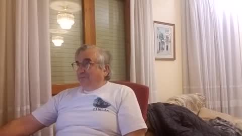 Snapshot of marcos260526 chatting on 03-08-26, 01:03 marcos260526 online show from 03-08-26, 01:03