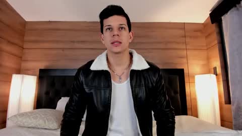 Marco Sullivan online show from 02-12-25, 02:21