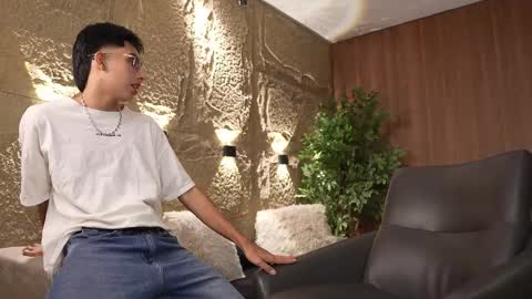 Marco and Ethan online show from 10-07-25, 03:47