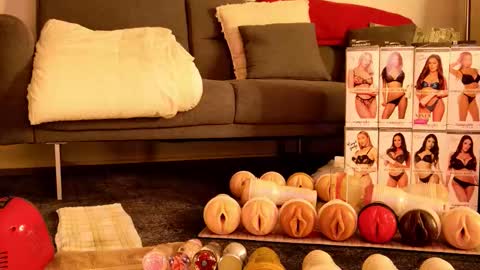 Marc online show from 11-30-25, 01:42