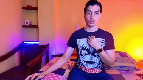 Snapshot of marcus_hanks chatting on 10-06-25, 04:21 Marcus Hanks online show from 10-06-25, 04:21