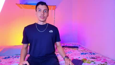 Snapshot of marcus_hanks chatting on 11-07-25, 05:07 Marcus Hanks online show from 11-07-25, 05:07