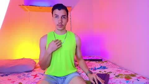 Snapshot of marcus_hanks chatting on 11-12-25, 03:40 Marcus Hanks online show from 11-12-25, 03:40