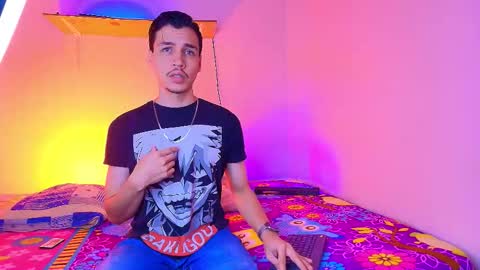 Snapshot of marcus_hanks chatting on 11-15-25, 04:54 Marcus Hanks online show from 11-15-25, 04:54