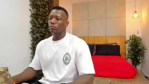 Snapshot of marcusblack_ chatting on 02-06-26, 12:52 Marcusssss online show from 02-06-26, 12:52