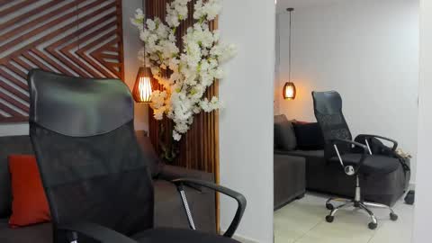 Snapshot of marcusblack_ chatting on 02-12-26, 02:56 Marcusssss online show from 02-12-26, 02:56