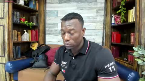 Snapshot of marcusblack_ chatting on 07-03-26, 12:33 Marcusssss online show from 07-03-26, 12:33