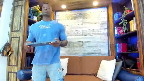 Snapshot of marcusblack_ chatting on 07-13-26, 02:31 Marcusssss online show from 07-13-26, 02:31