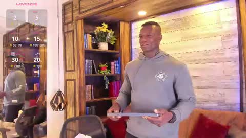 Snapshot of marcusblack_ chatting on 07-23-26, 11:41 Marcusssss online show from 07-23-26, 11:41