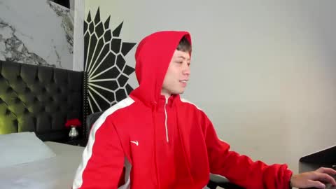 Marcus online show from 04-07-26, 01:33