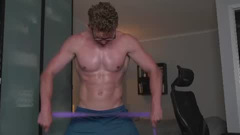 Marcus Diamond  online show from 06-26-26, 04:55
