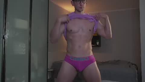 Marcus Diamond  online show from 07-11-26, 02:53