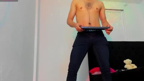 Marcus Independent Model online show from 04-12-26, 03:44