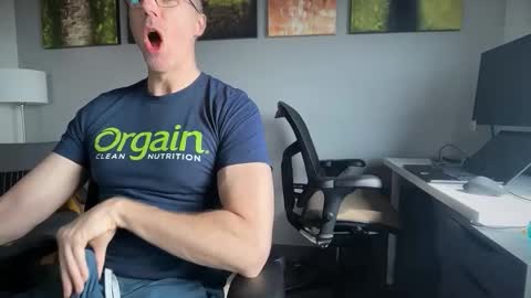 Marcus online show from 04-12-26, 03:17