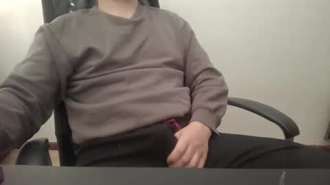 Snapshot of marekishere chatting on 03-09-25, 01:48 marek online show from 03-09-25, 01:48