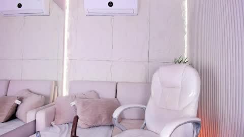 Marelyn online show from 04-15-26, 11:39