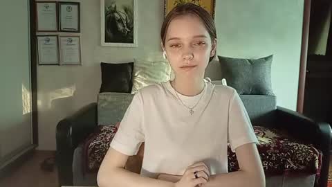 Snapshot of marenwhitver chatting on 07-23-26, 04:27 Anna online show from 07-23-26, 04:27