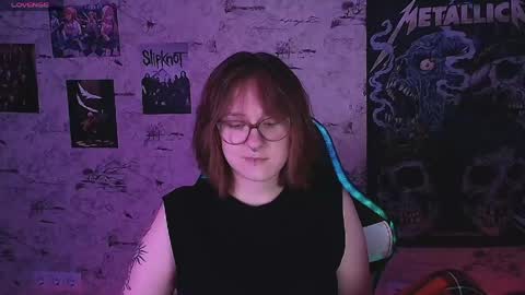 Snapshot of margaret_red chatting on 06-06-26, 07:07 Margaret online show from 06-06-26, 07:07