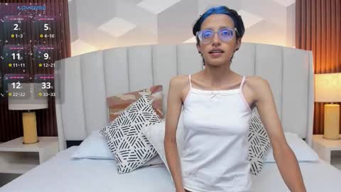 Aitana online show from 02-08-26, 01:42