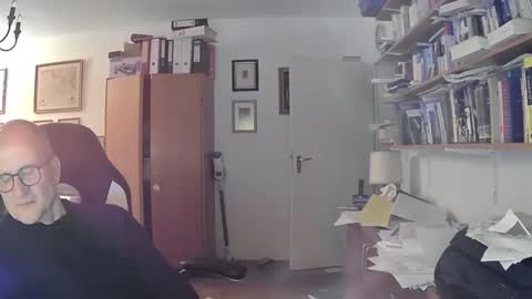 Snapshot of marginalie chatting on 12-06-24, 08:29 marginalie online show from 12-06-24, 08:29