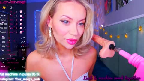 Snapshot of margohotty chatting on 01-20-25, 05:37 Margo for you   online show from 01-20-25, 05:37