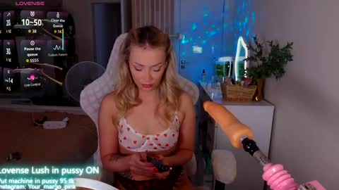Snapshot of margohotty chatting on 06-09-26, 04:57 Margo for you online show from 06-09-26, 04:57