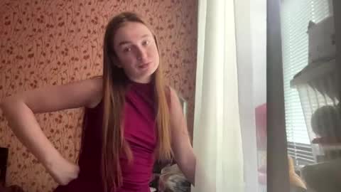 Snapshot of margopesavento chatting on 05-19-26, 11:05 Chloe online show from 05-19-26, 11:05