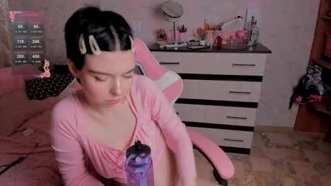 Margot online show from 11-30-25, 12:14