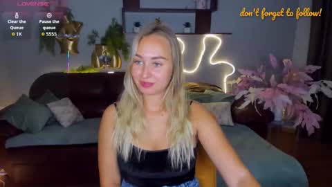 MargoSugar online show from 10-16-25, 06:36