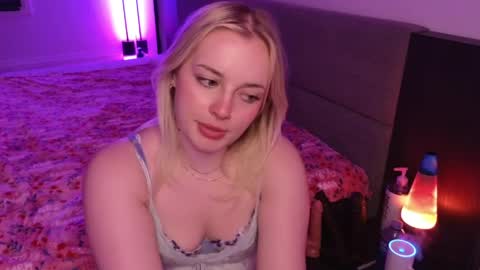 Snapshot of margot_robbie7 chatting on 06-04-26, 01:00 margot_robbie7 online show from 06-04-26, 01:00