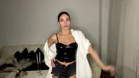 Snapshot of margotdeville chatting on 09-11-25, 07:58 Margot online show from 09-11-25, 07:58