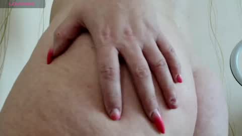 Mari online show from 04-10-26, 05:23