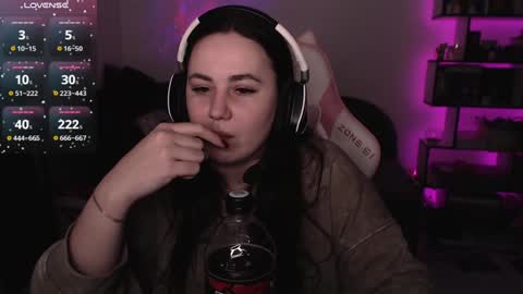 Snapshot of mari_moore7 chatting on 01-14-25, 02:00 mari moore online show from 01-14-25, 02:00