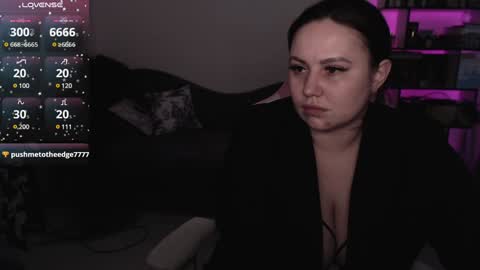 Snapshot of mari_moore7 chatting on 01-24-25, 10:11 mari moore online show from 01-24-25, 10:11