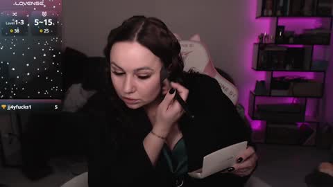 Snapshot of mari_moore7 chatting on 01-31-25, 09:37 mari moore online show from 01-31-25, 09:37