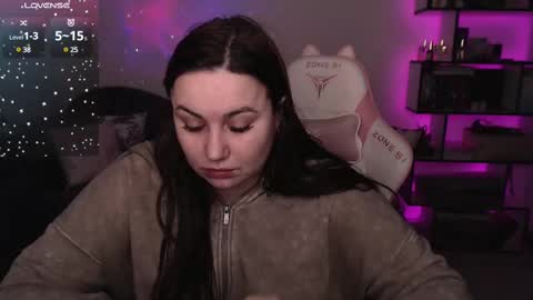 Snapshot of mari_moore7 chatting on 02-14-25, 05:25 mari moore online show from 02-14-25, 05:25