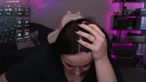 Snapshot of mari_moore7 chatting on 02-17-25, 12:38 mari moore online show from 02-17-25, 12:38