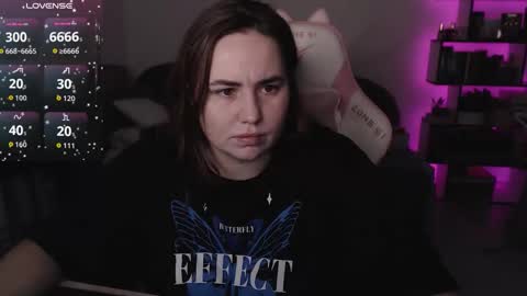 Snapshot of mari_moore7 chatting on 11-29-25, 06:49 mari moore online show from 11-29-25, 06:49