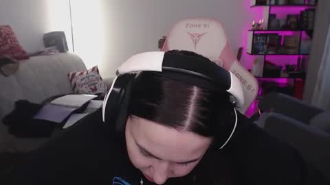 mari moore online show from 01-19-26, 07:45