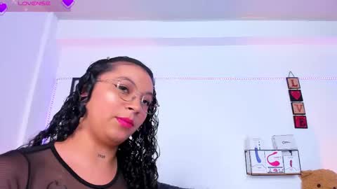 Snapshot of mari_sweett chatting on 02-24-25, 09:31 Mari Sweett online show from 02-24-25, 09:31
