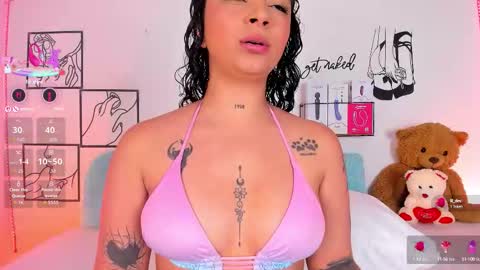 Snapshot of mari_sweett chatting on 09-12-25, 01:11 Mari Sweett online show from 09-12-25, 01:11