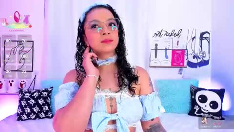 Mari Sweett  online show from 10-27-25, 05:06