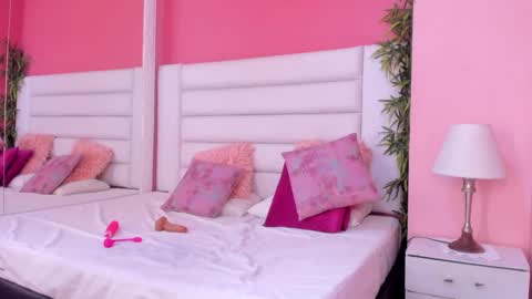 Maria Alejandra online show from 03-01-25, 02:04