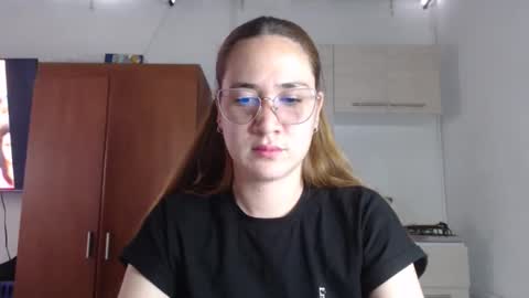 Snapshot of maria_c1 chatting on 03-19-26, 09:19 maria online show from 03-19-26, 09:19