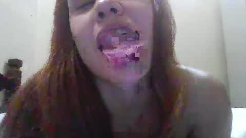 Snapshot of maria_eugenia chatting on 09-29-25, 04:39 Mareu online show from 09-29-25, 04:39