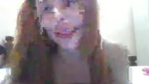 Snapshot of maria_eugenia chatting on 11-24-25, 03:39 Mareu online show from 11-24-25, 03:39